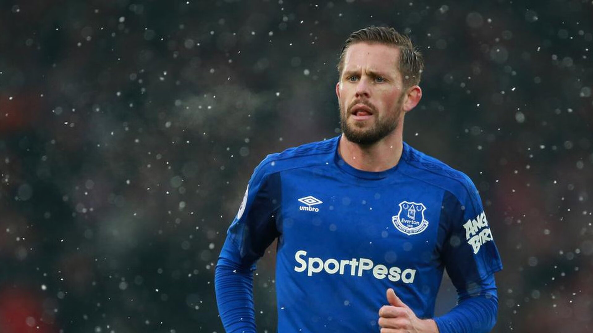 年度焦点之战之夜，西亚卡姆的防守艺术，如何用铁壁锁死对手？